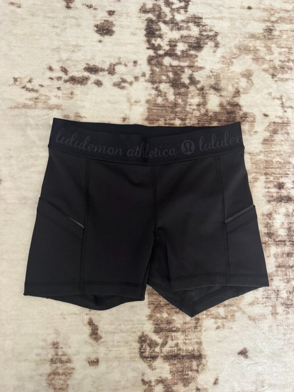 Lululemon What The Sport Short Size 6